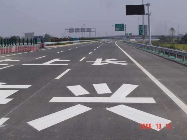 广州高速公路大字标记